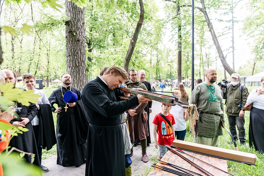 V Пасхальный фестиваль Подольской епархии в парке имени Олега Степанова города Серпухова